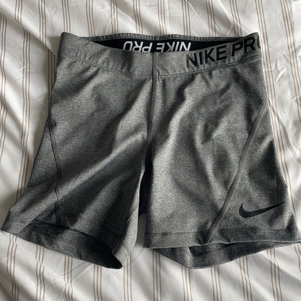 Nike Pro Shorties